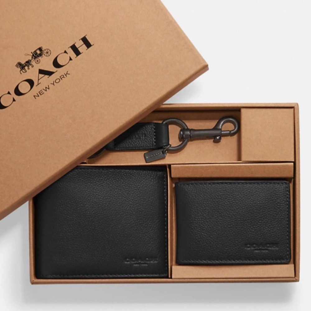 Coach Wallet ID Card Case and Key Fob Gift Set - Picture 2 of 9